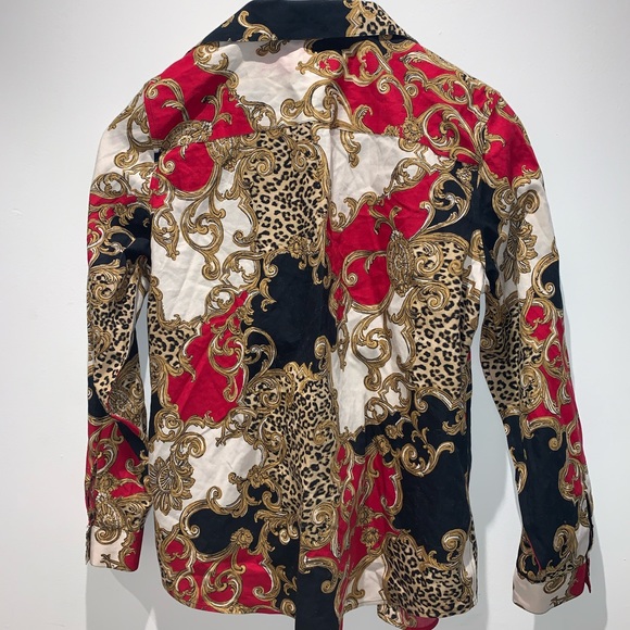 “Goldmember sace” Button down shirt - Picture 9 of 9